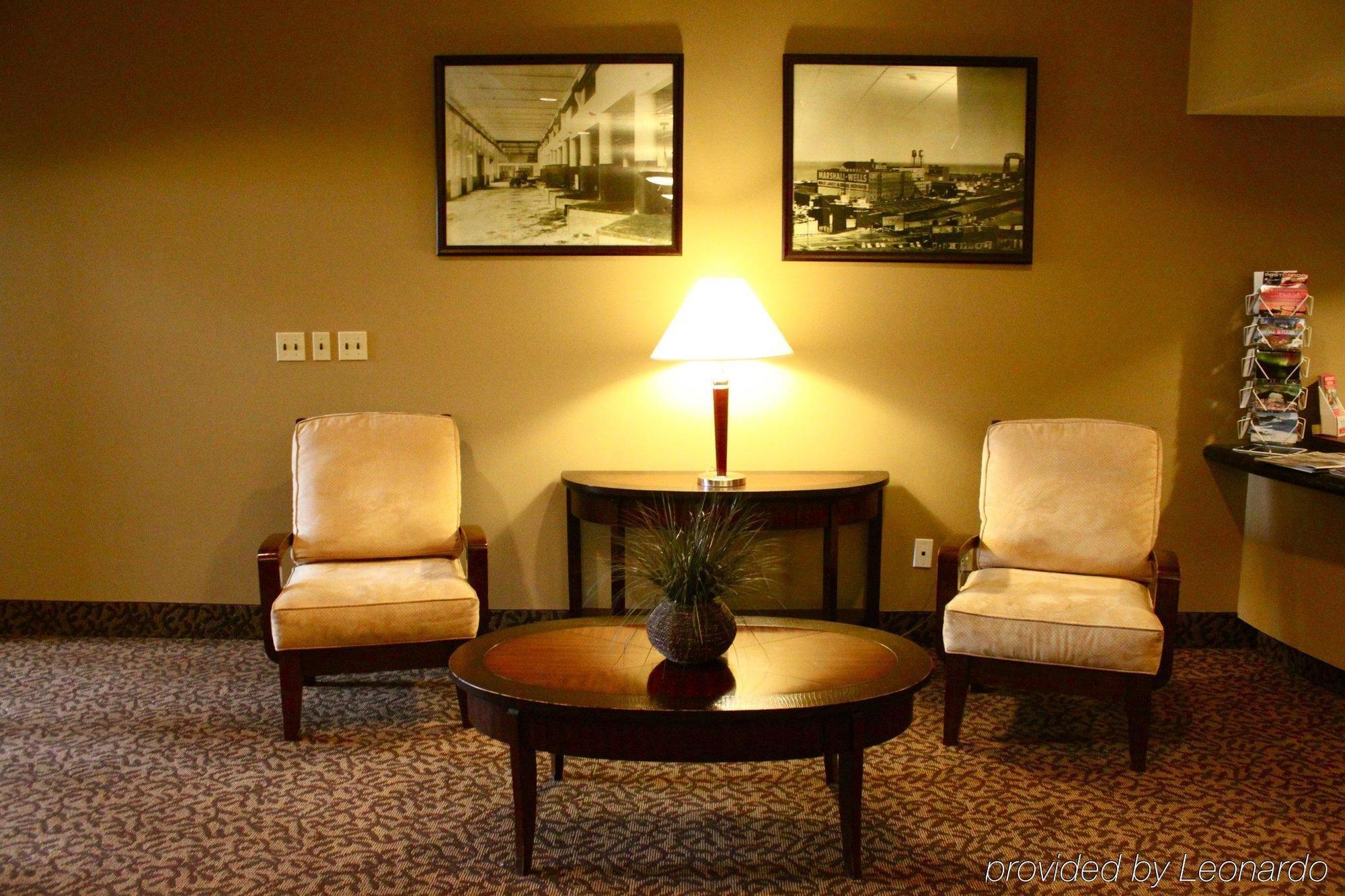 The Suites Hotel At Waterfront Plaza 덜루스 객실 사진